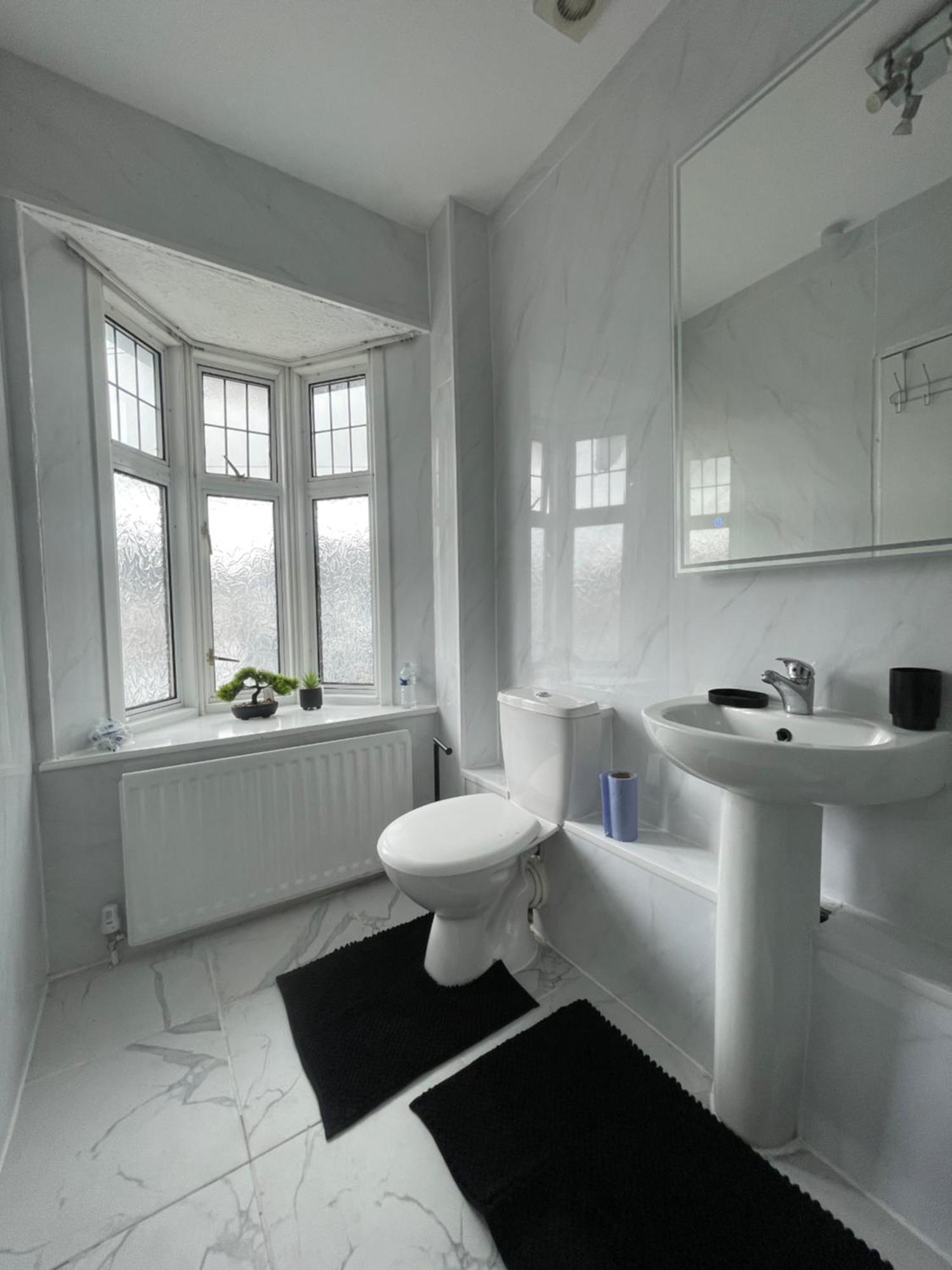 Cozy Private Rooms In Homestay Ilford Kültér fotó